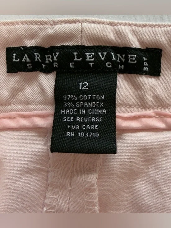 Larry Levine Pale Pink Mini Skirt with Embroidered Retrievers - Picture 2 of 11